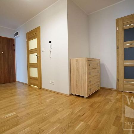 Big Apartment - Old Town - 3 Rooms - Private Parking Wroclaw Luaran gambar